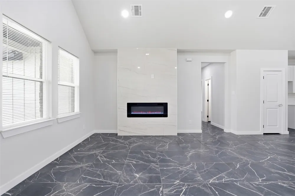 544 Highview Court Godley, TX 76044