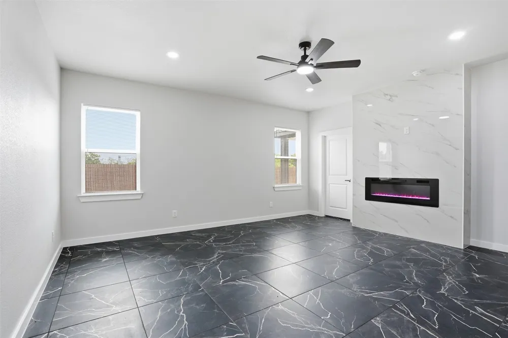 544 Highview Court Godley, TX 76044