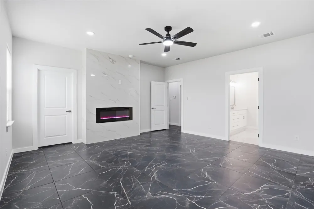 544 Highview Court Godley, TX 76044