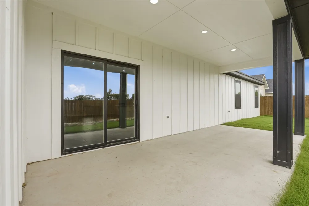 544 Highview Court Godley, TX 76044