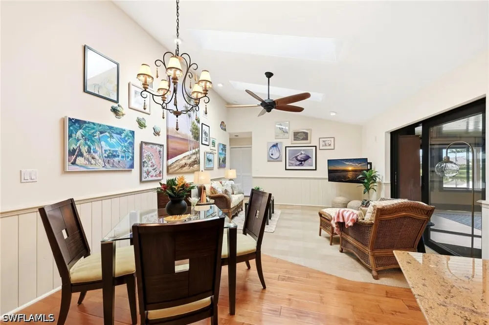Queens Way Naples, FL 34112
