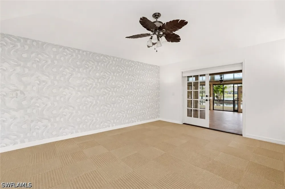 Queens Way Naples, FL 34112