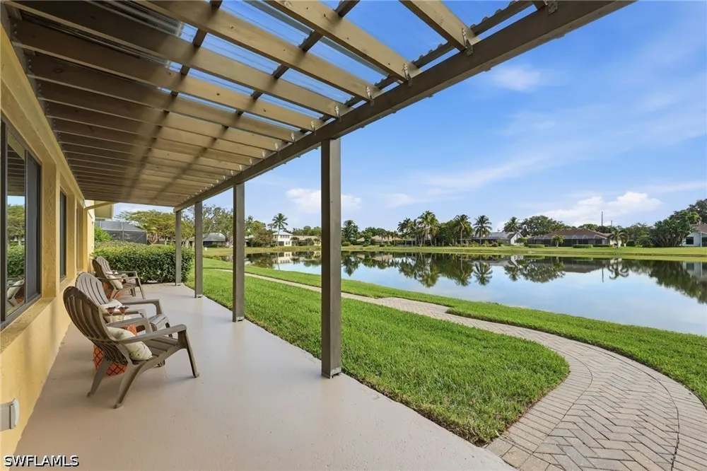 Queens Way Naples, FL 34112
