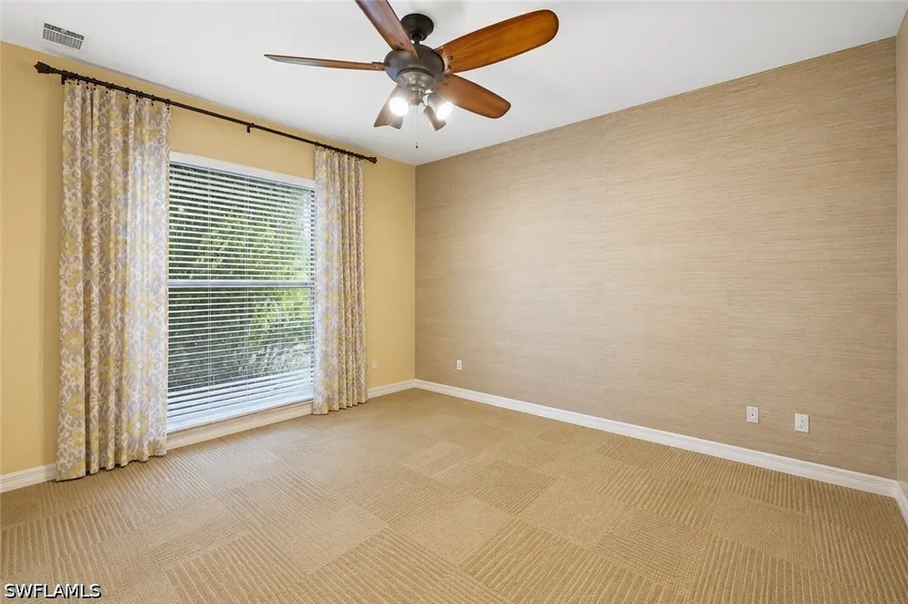 Queens Way Naples, FL 34112