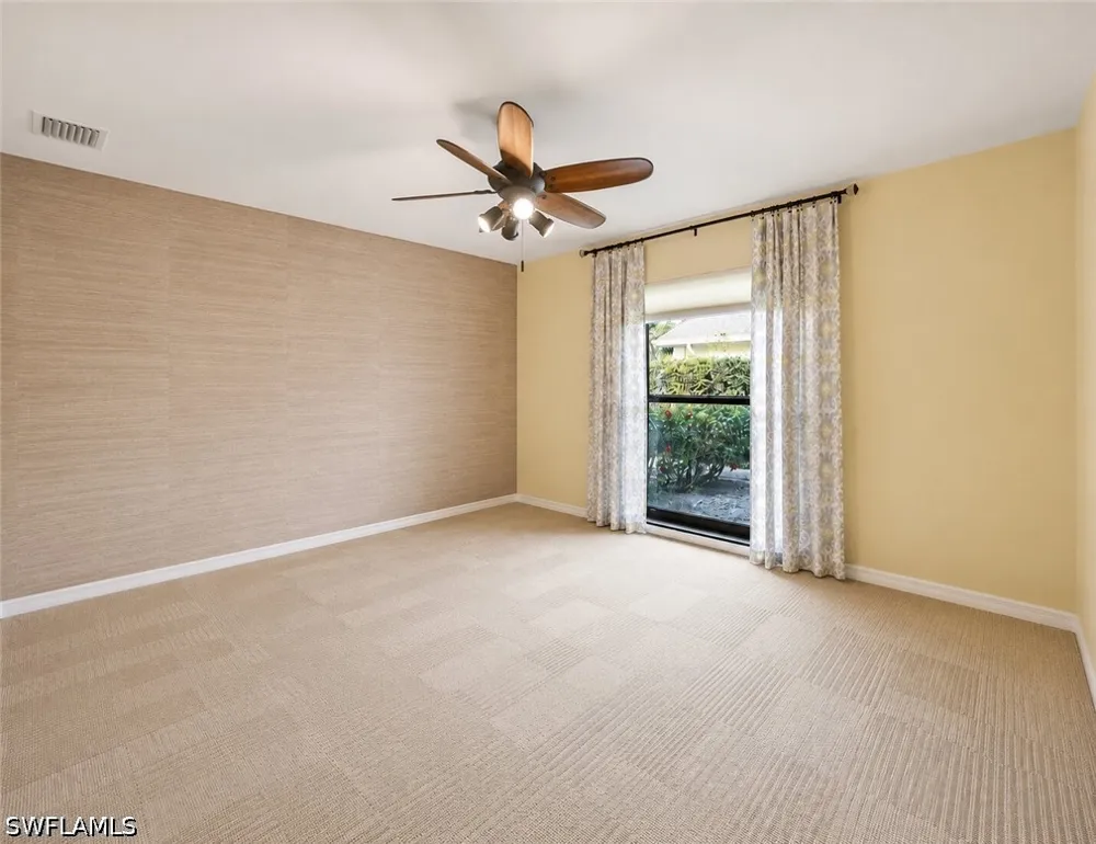 Queens Way Naples, FL 34112