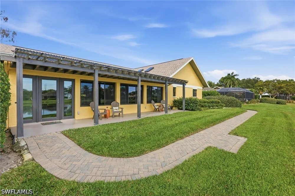 Queens Way Naples, FL 34112
