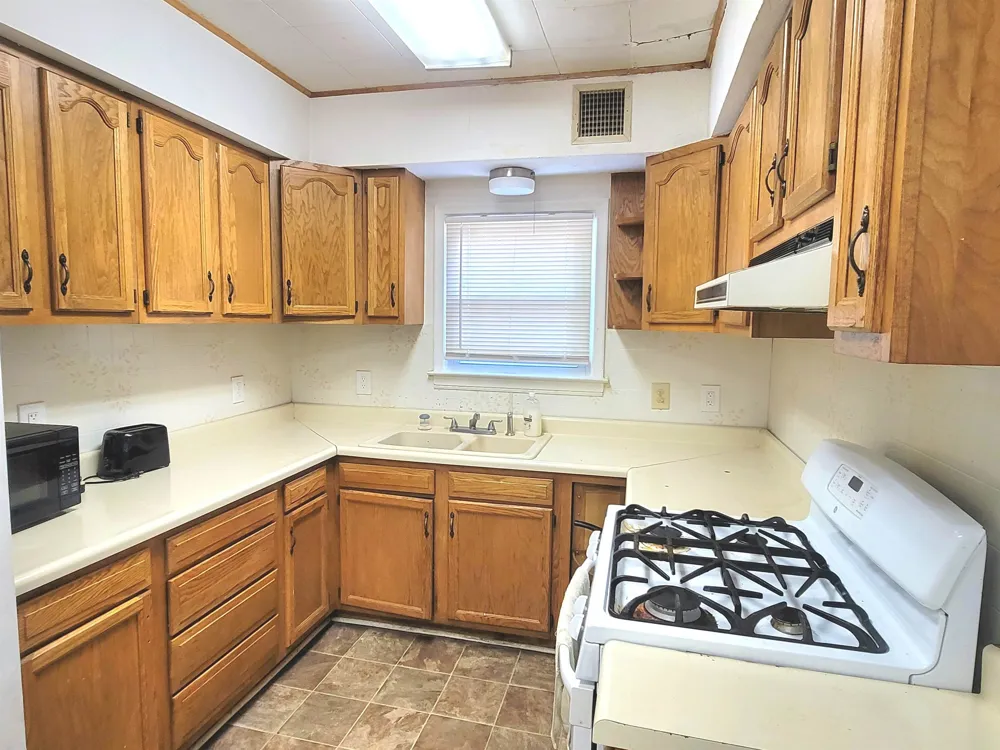 701 Dupont Street Flint Charter Township, MI 48504