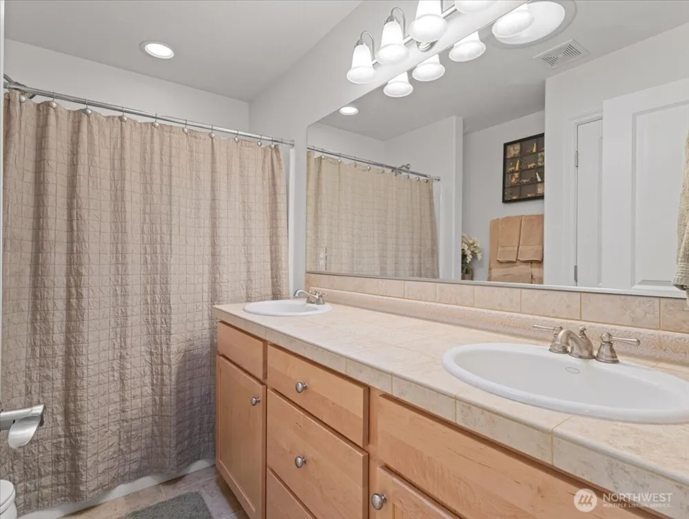 211 SE 198th Place Camas, WA 98607