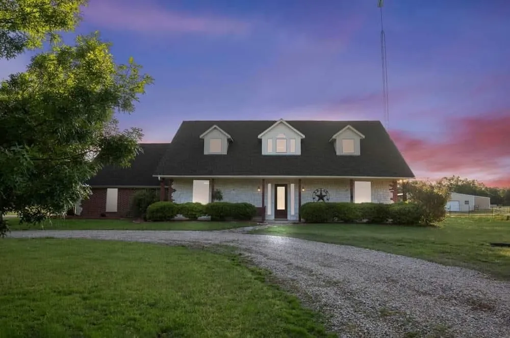 314 County Road 3585 Dike, TX 75437