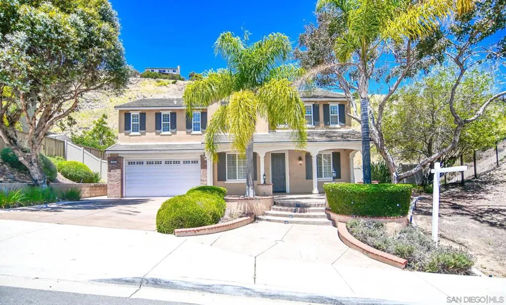 3805 Sacramento Dr La Mesa, CA 91941