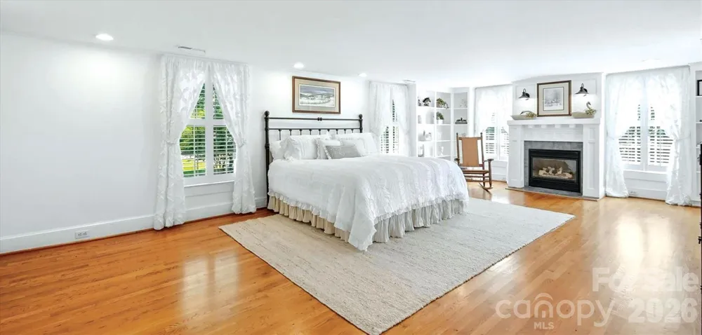 3453 Plateau Road Newton, NC 28658