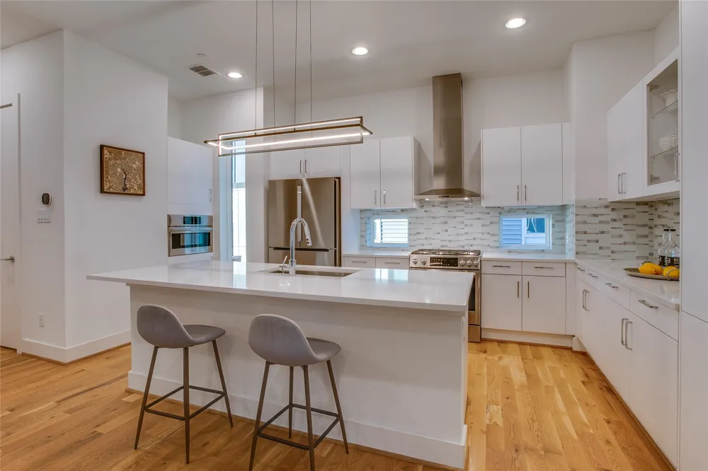 1936 Kearney Court Dallas, TX 75204