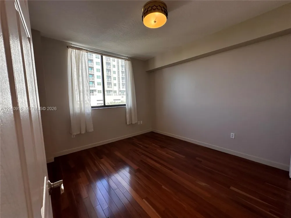 3590 Coral Way #611 Miami, FL 33145