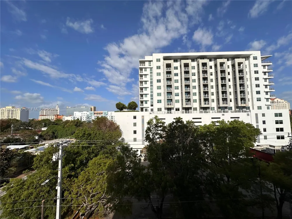 3590 Coral Way #611 Miami, FL 33145