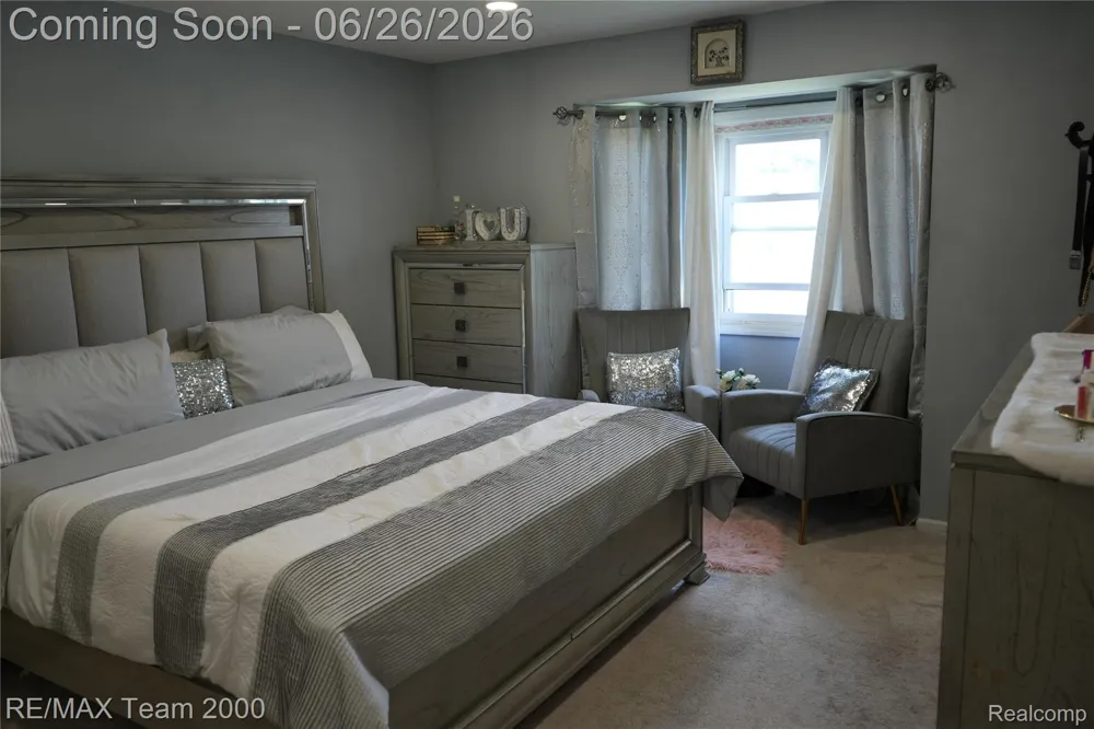 6426 Chase Road Dearborn City, MI 48126