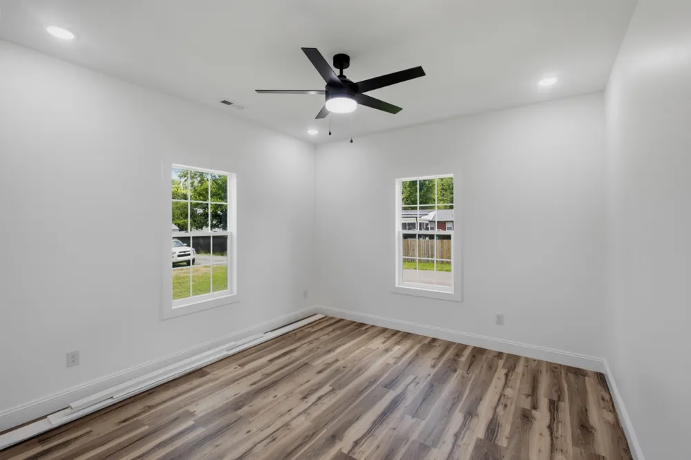 209 Armstrong St Waverly, TN 37185