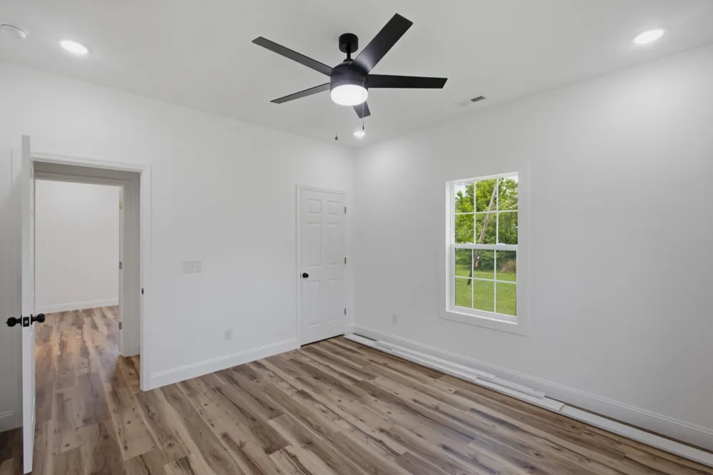 209 Armstrong St Waverly, TN 37185