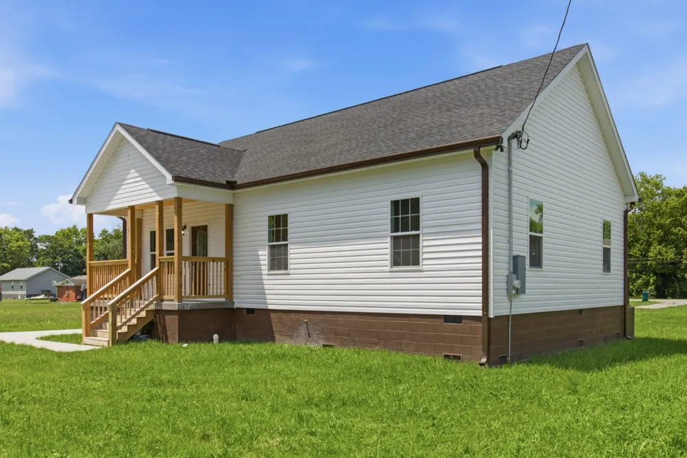 209 Armstrong St Waverly, TN 37185