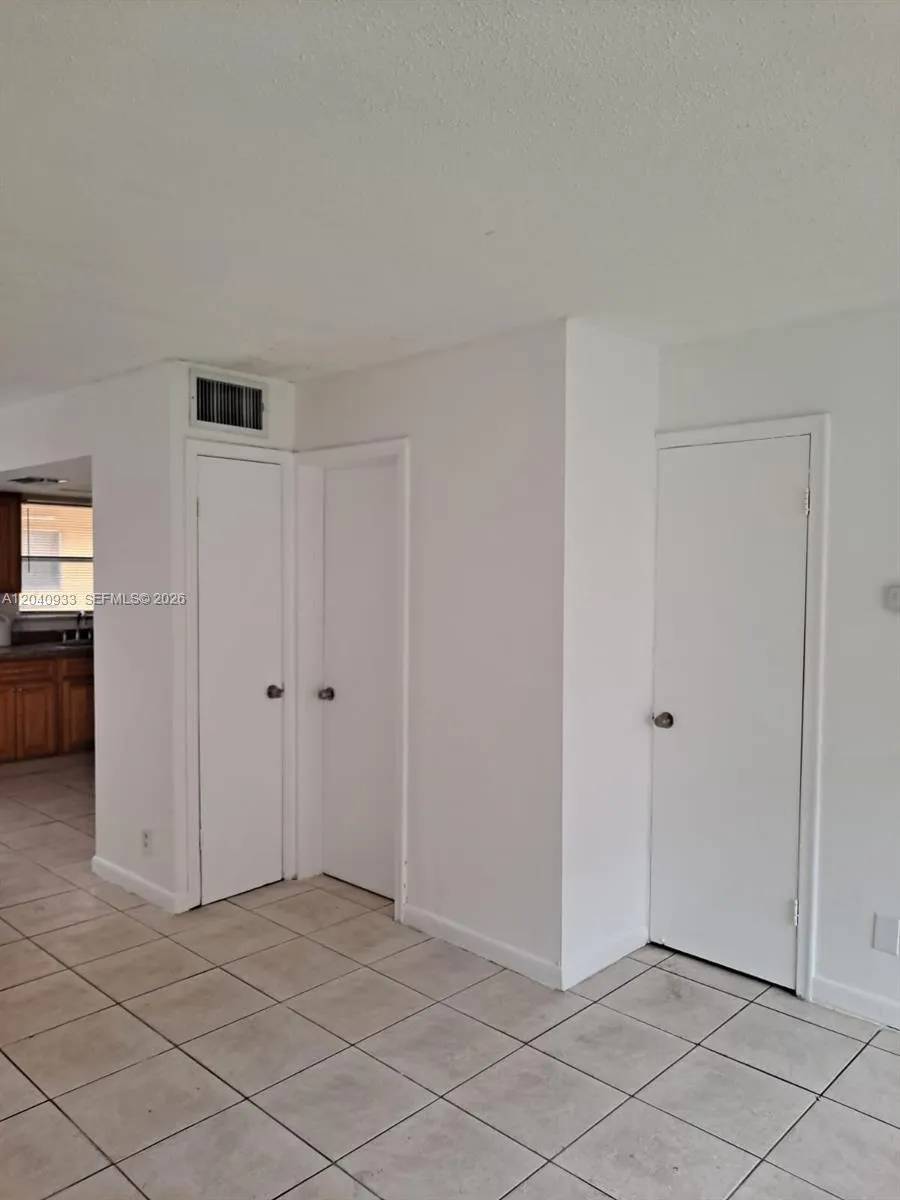 2560 NW 52nd Ave #C18 Lauderhill, FL 33313