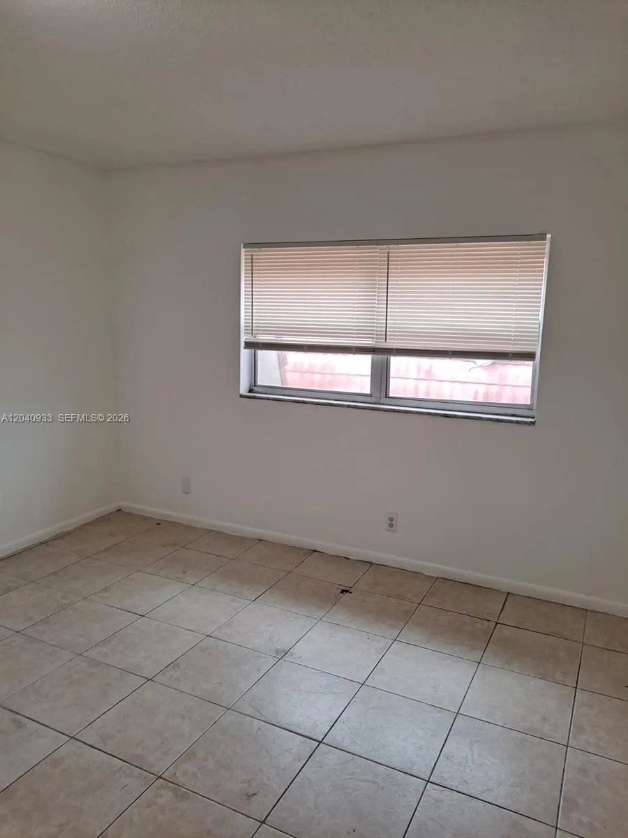 2560 NW 52nd Ave #C18 Lauderhill, FL 33313