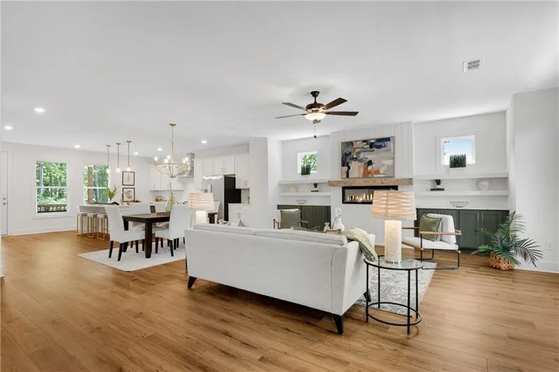 2743 Hallwood Lane Suwanee, GA 30024