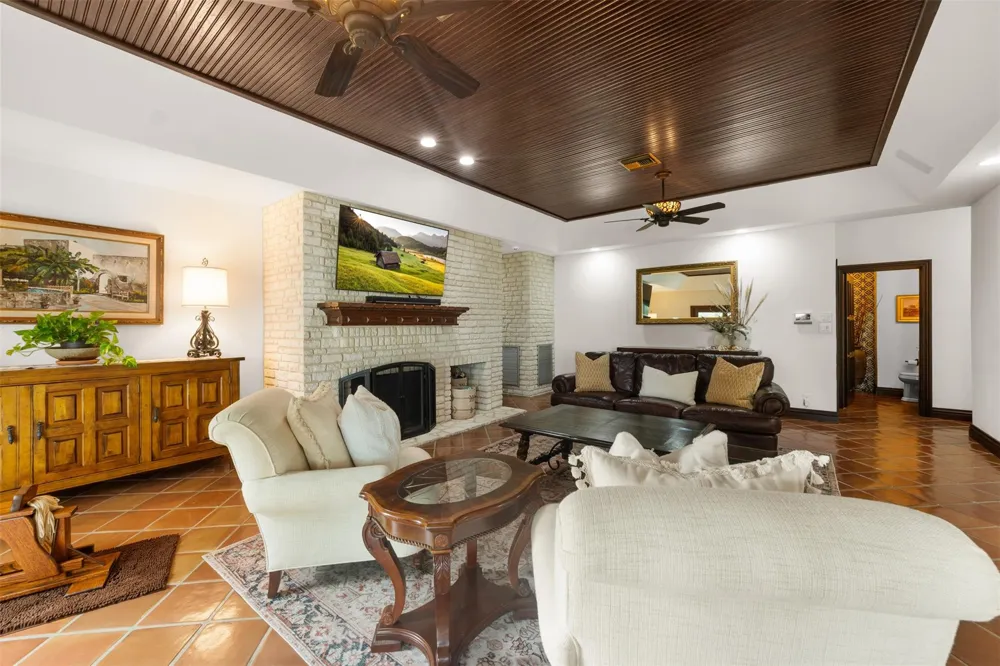 34000 Smithson Valley Road Bulverde, TX 78163