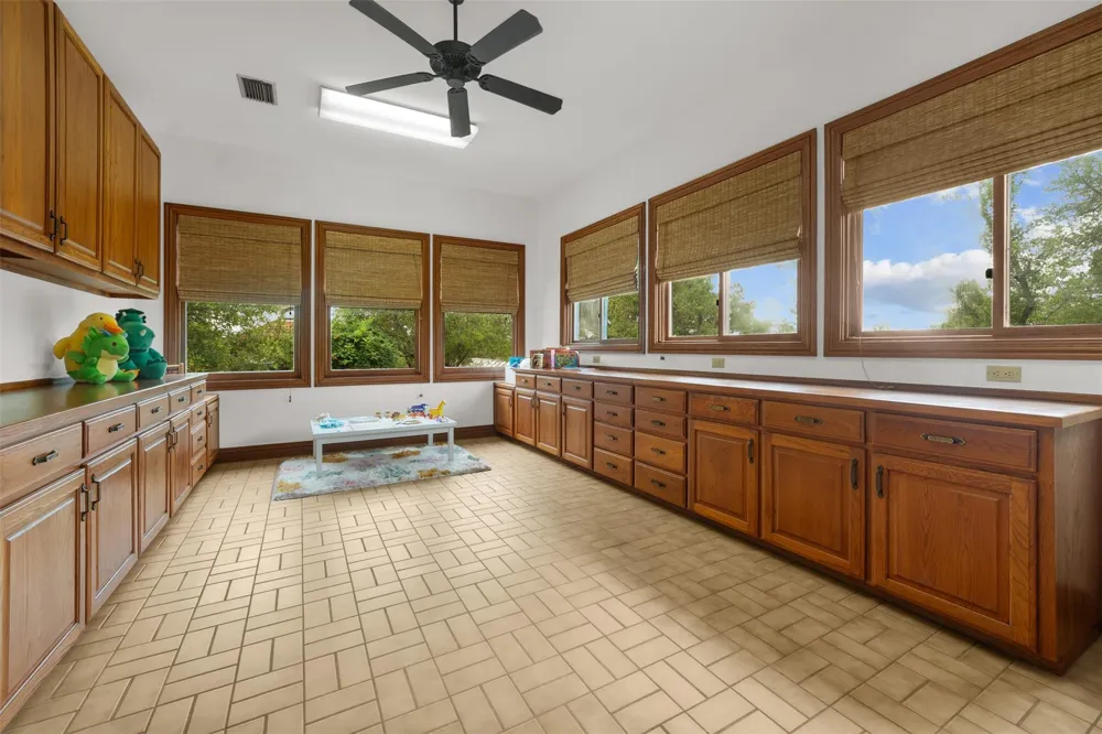 34000 Smithson Valley Road Bulverde, TX 78163