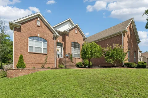 830 Loretta Dr