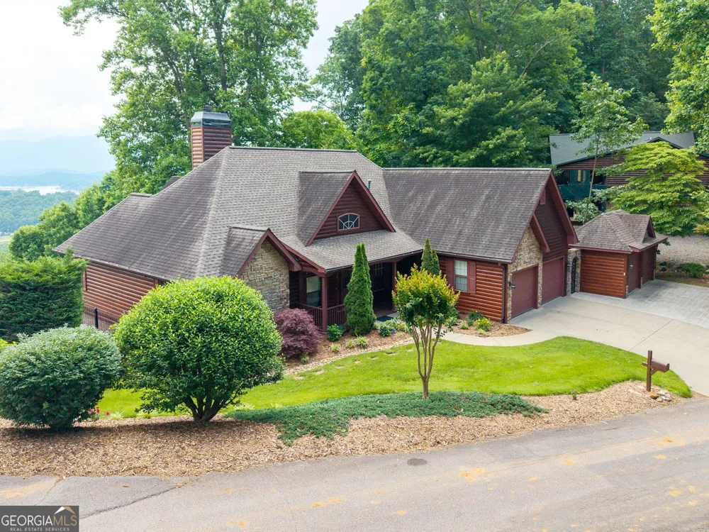 1748 Harris Ridge RD Young Harris, GA 30582