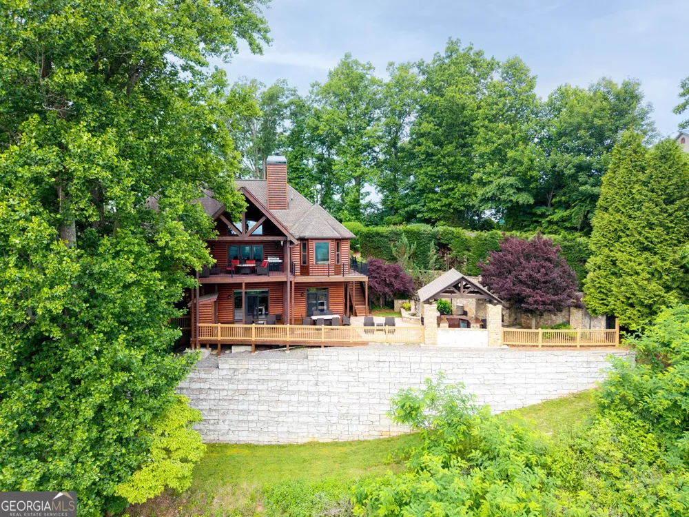 1748 Harris Ridge RD Young Harris, GA 30582