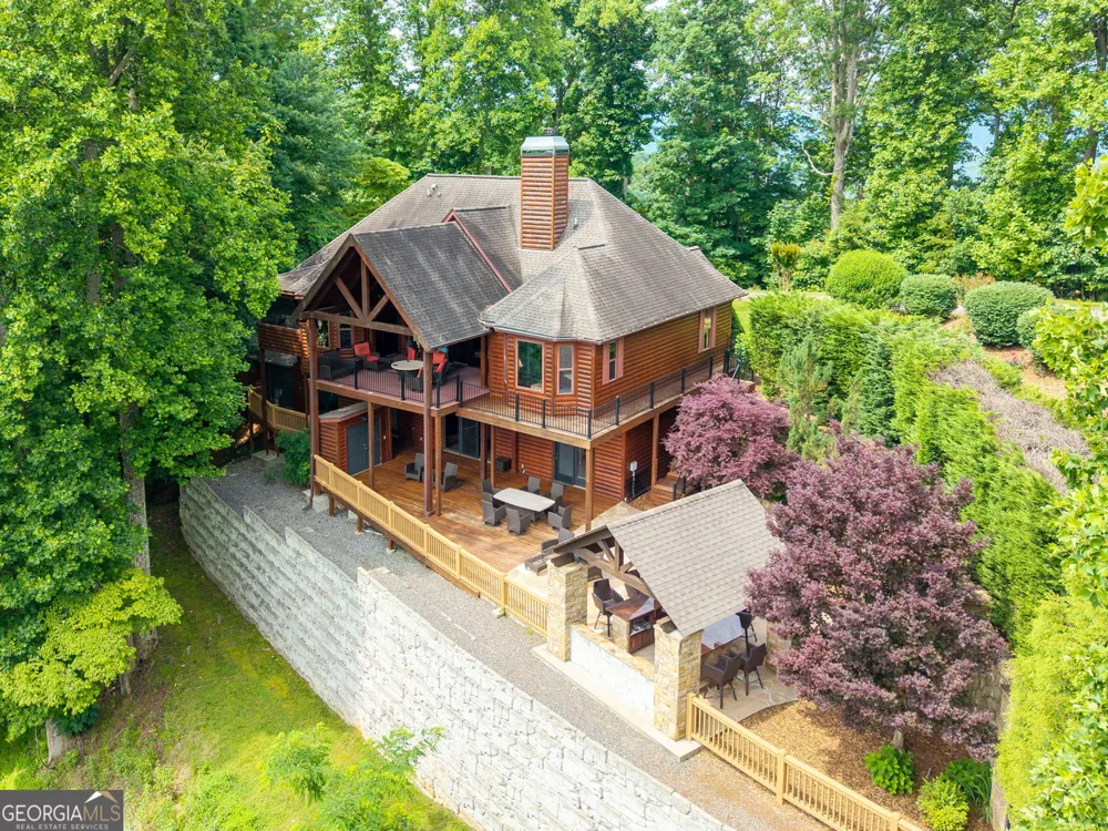 1748 Harris Ridge RD Young Harris, GA 30582
