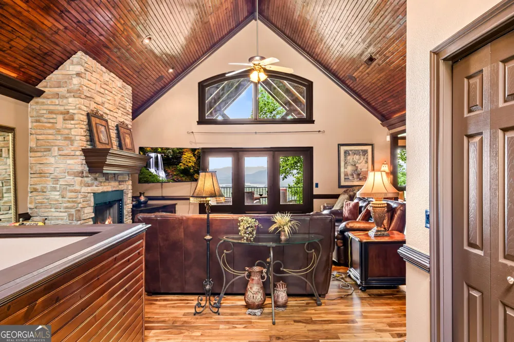 1748 Harris Ridge RD Young Harris, GA 30582
