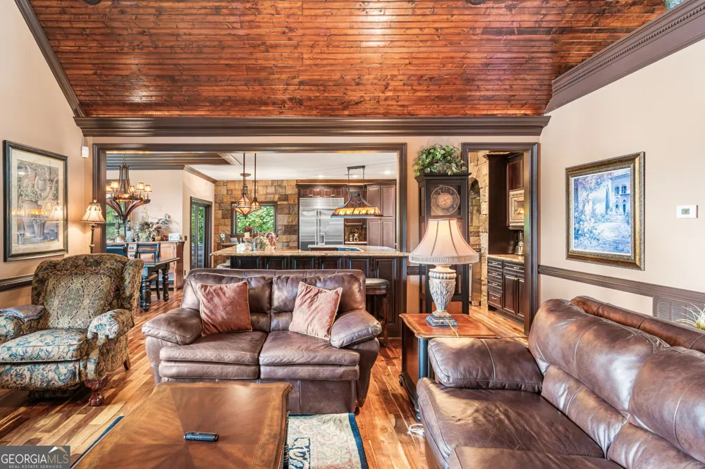 1748 Harris Ridge RD Young Harris, GA 30582