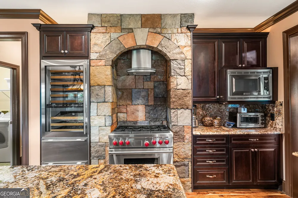 1748 Harris Ridge RD Young Harris, GA 30582