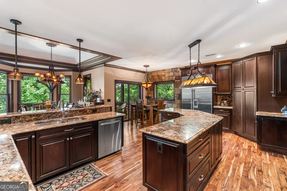 1748 Harris Ridge RD Young Harris, GA 30582