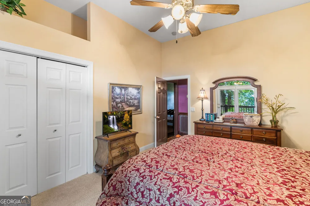 1748 Harris Ridge RD Young Harris, GA 30582