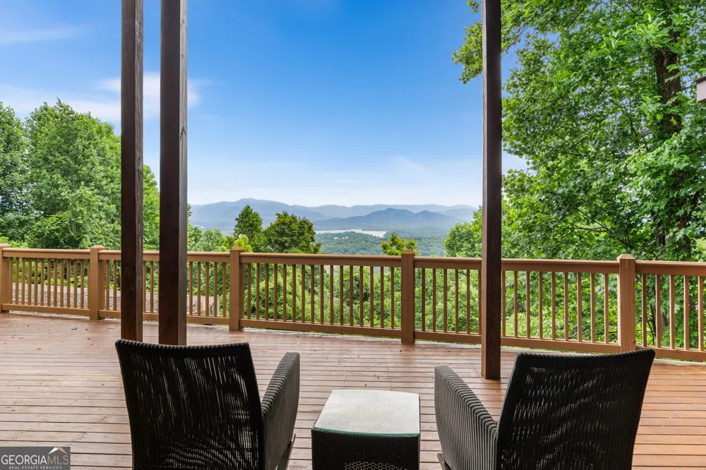 1748 Harris Ridge RD Young Harris, GA 30582
