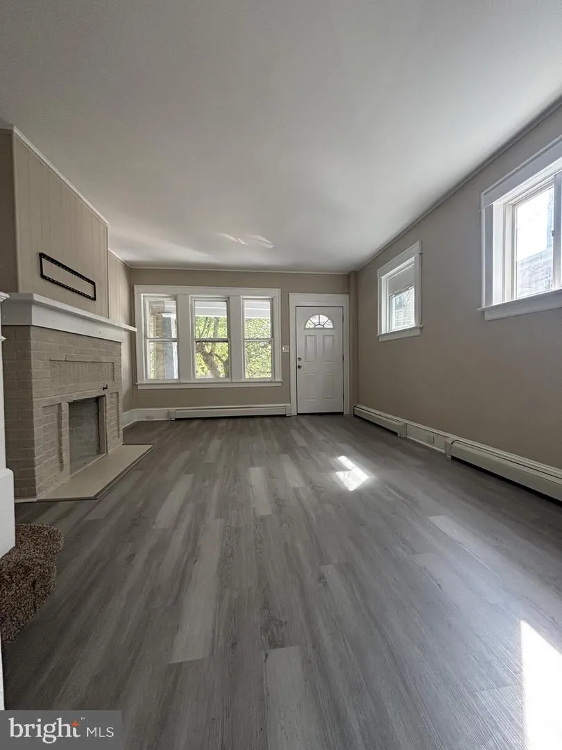 1408 STUYVESANT AVENUE Trenton, NJ 08618