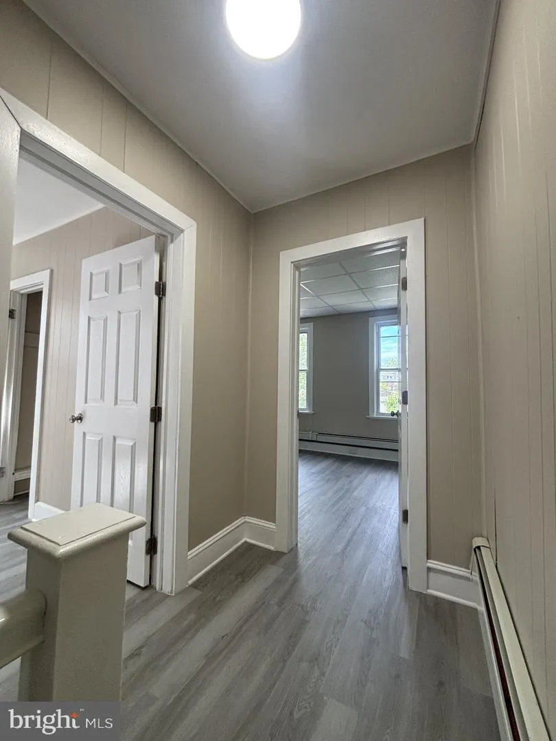 1408 STUYVESANT AVENUE Trenton, NJ 08618