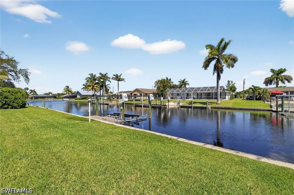 Windsor Court Cape Coral, FL 33904