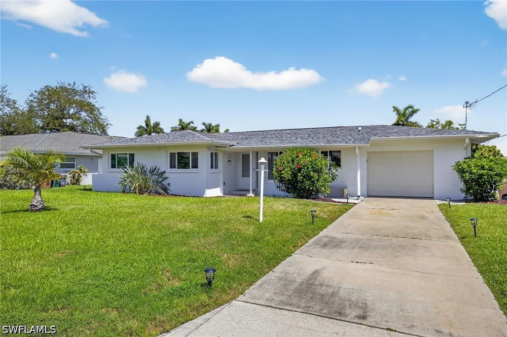 Windsor Court Cape Coral, FL 33904