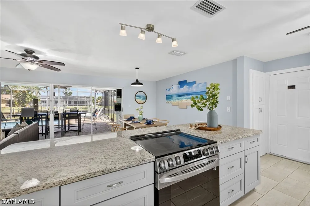 Windsor Court Cape Coral, FL 33904