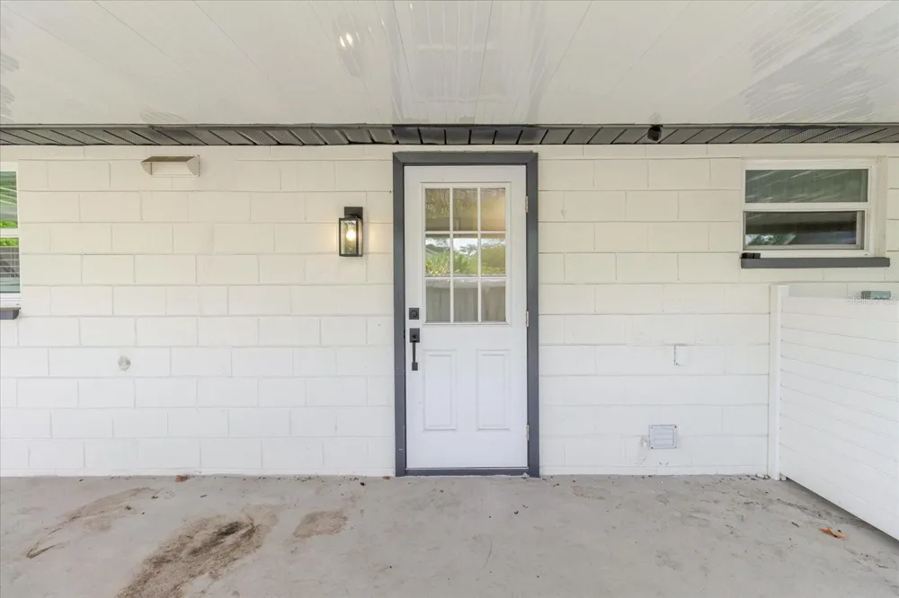 916 17TH STREET St Petersburg, FL 33713