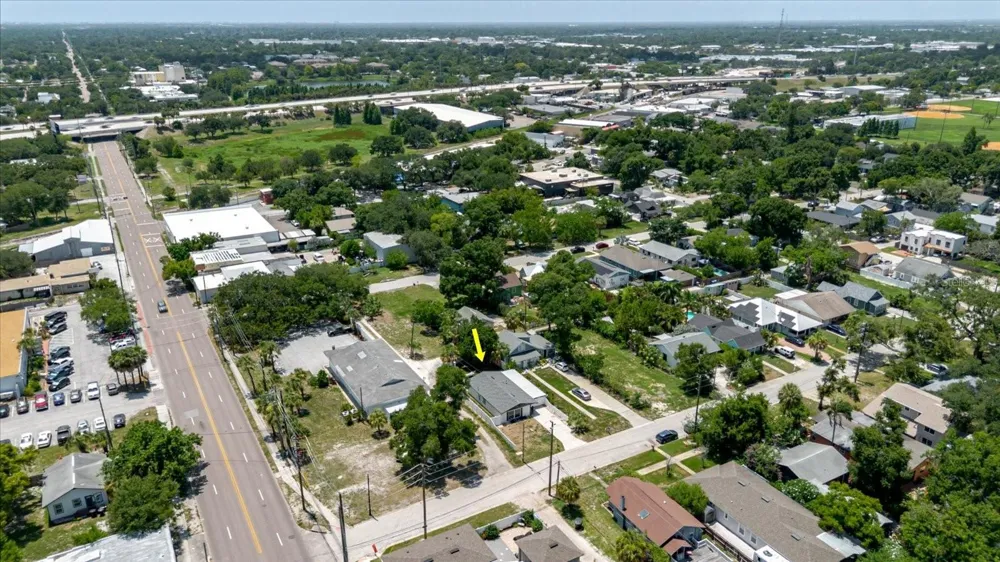 916 17TH STREET St Petersburg, FL 33713