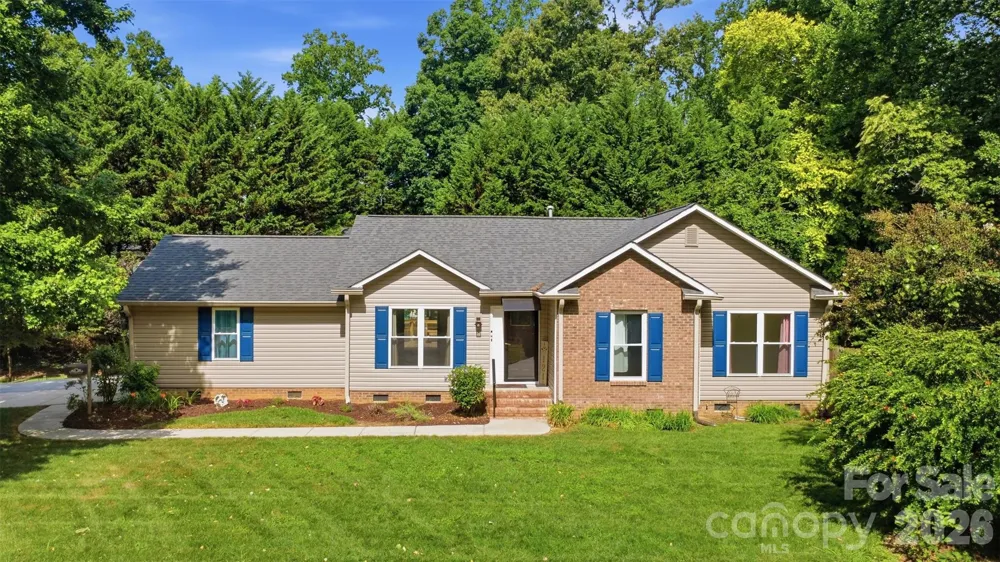 121 Oak Street Belmont, NC 28012