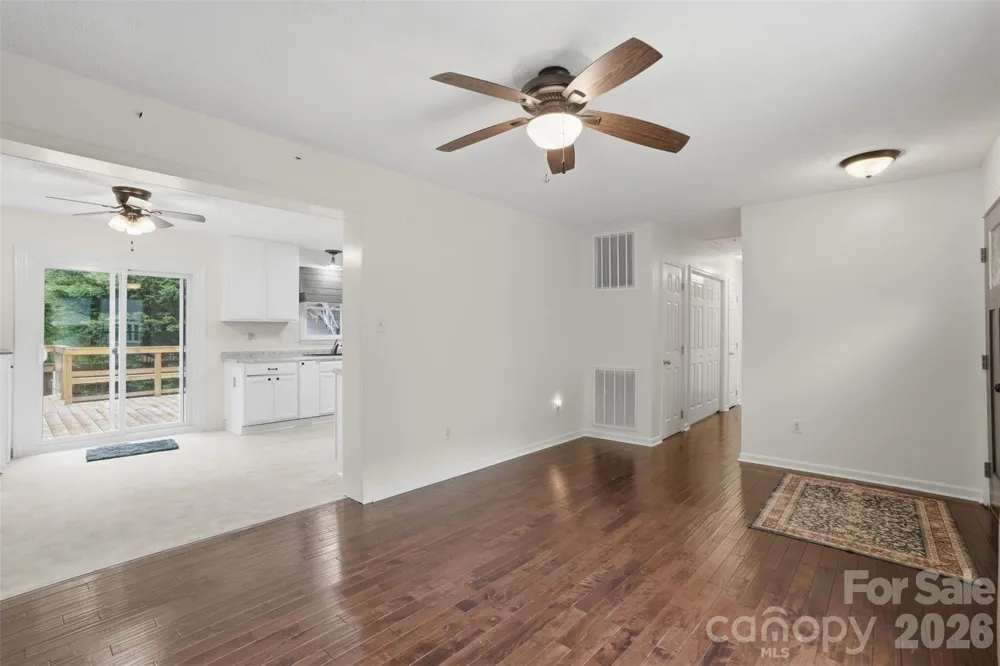 121 Oak Street Belmont, NC 28012