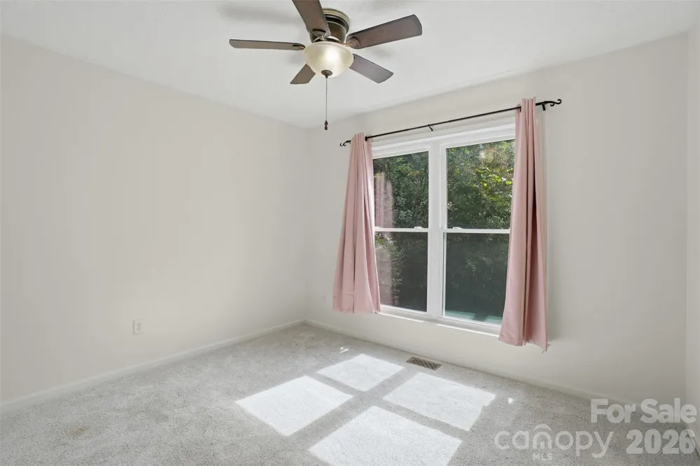 121 Oak Street Belmont, NC 28012
