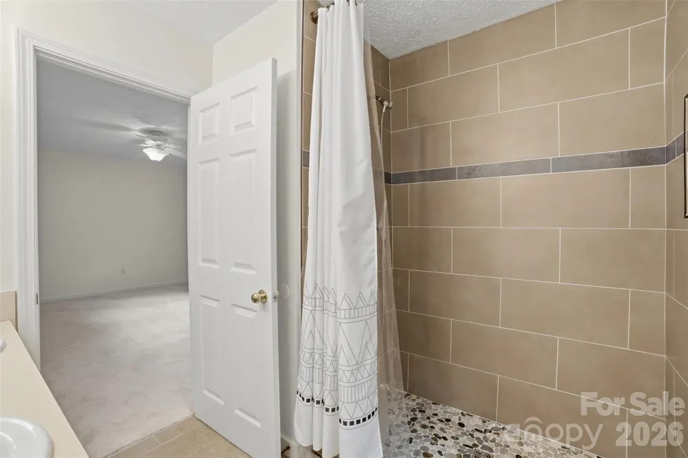 121 Oak Street Belmont, NC 28012