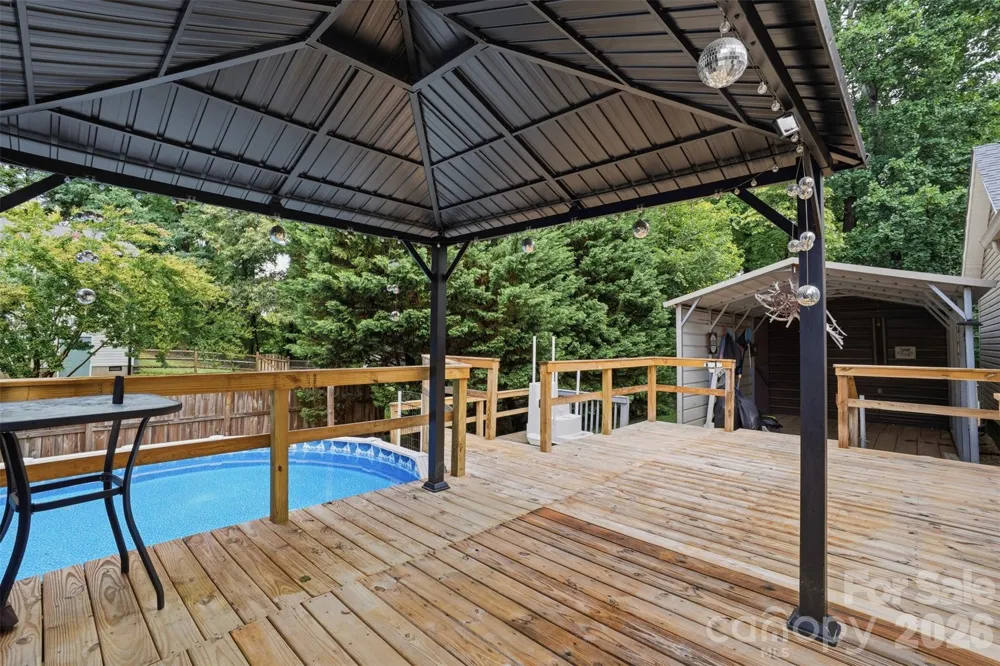 121 Oak Street Belmont, NC 28012