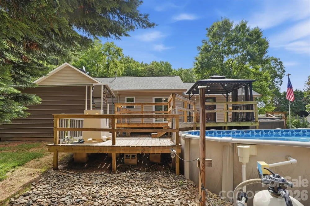 121 Oak Street Belmont, NC 28012